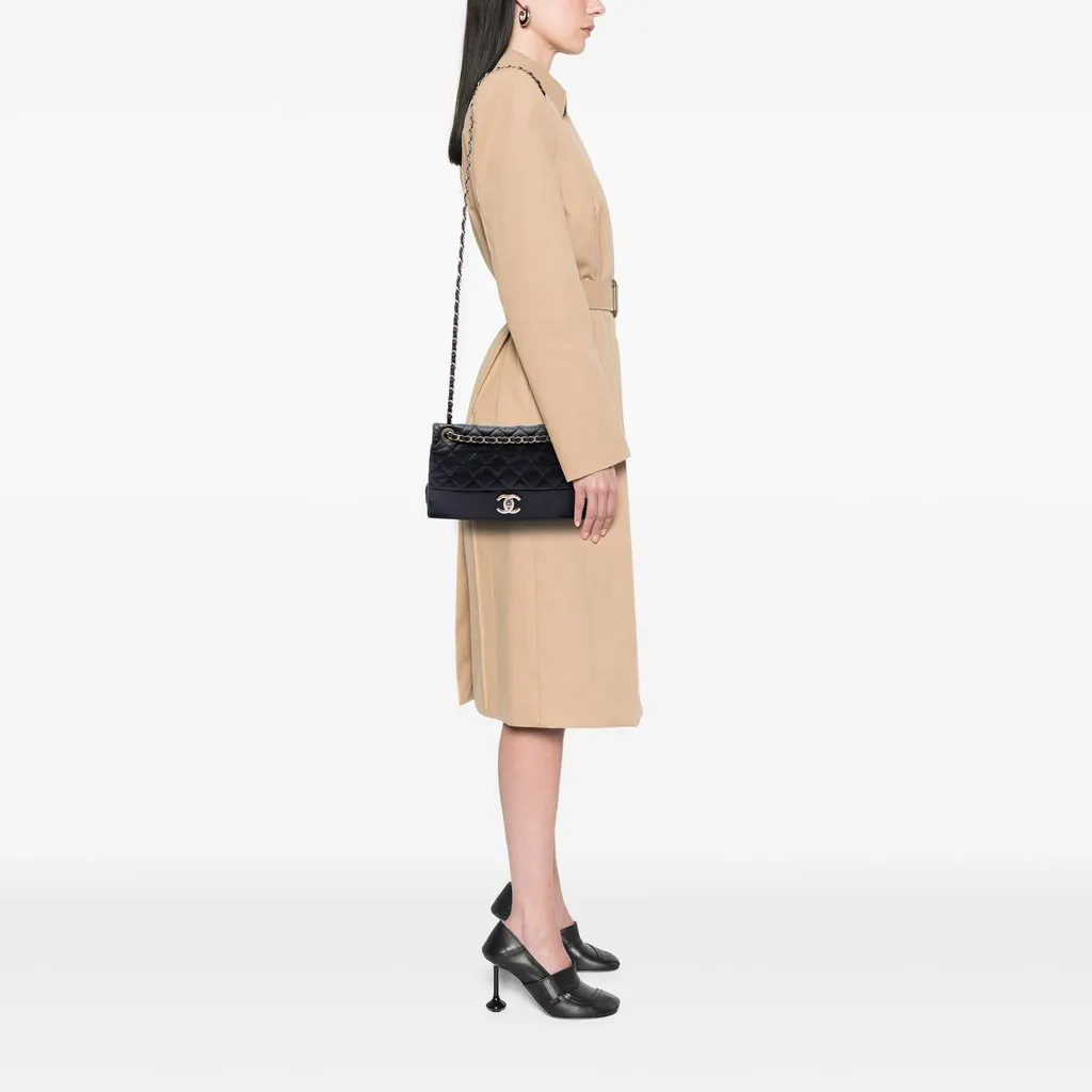 CHANEL エスパ Chanel Medium Quilted Calfskin Soft | Libas Collective