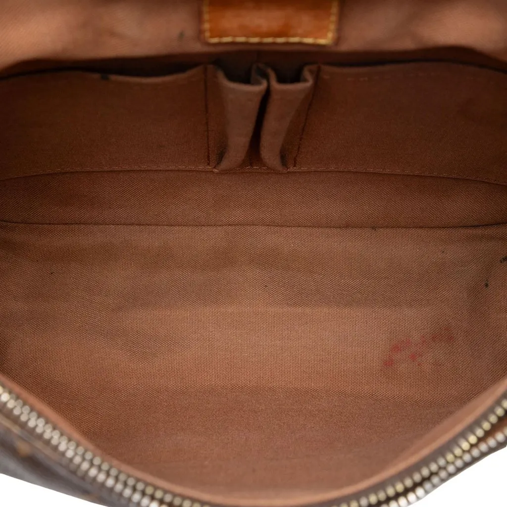 Louis Vuitton Monogram Beaubourg Messenger MM Brown Very good - Model View