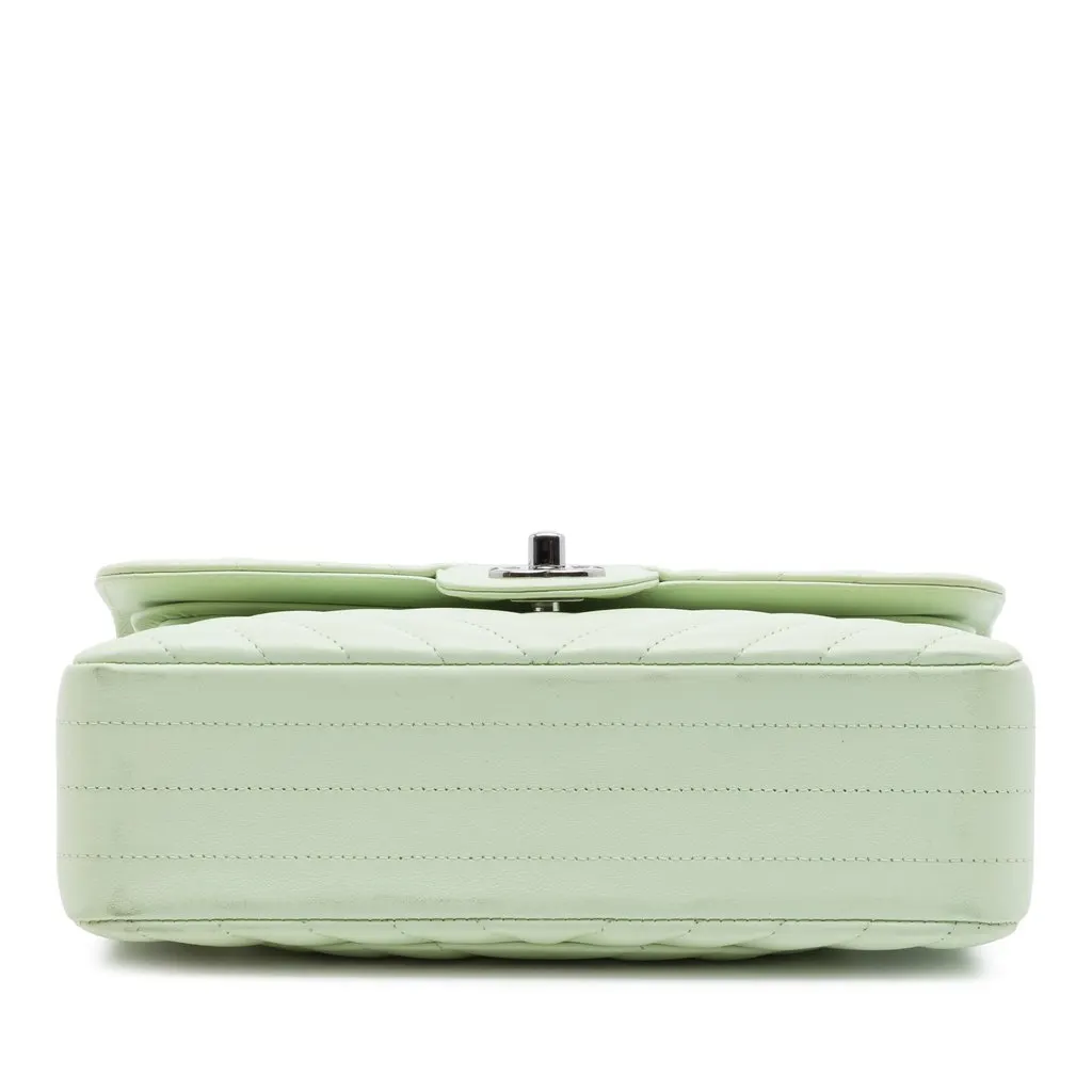 Chanel Small Classic Chevron Lambskin Double Flap Green Leather Very good - Inside View