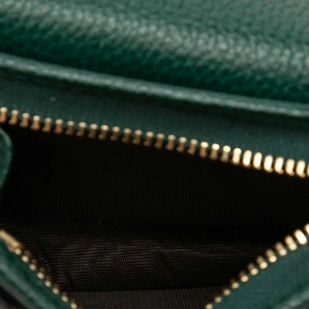 Gucci Grained Calfskin Zumi Wallet on Chain Green Leather Very good - Model View