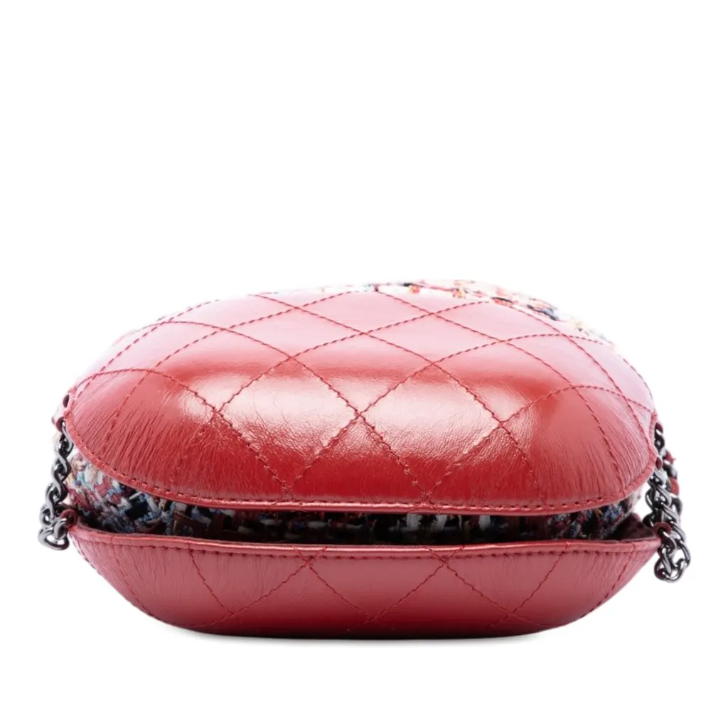 Chanel Small Quilted Calfskin and Tweed Gabrielle Bucket Bag Red Very good - Inside View