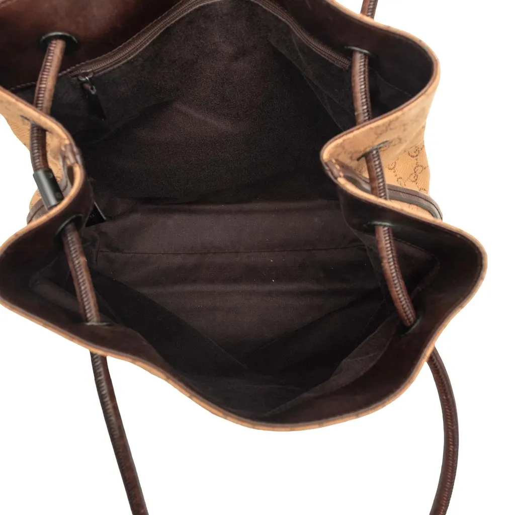 Gucci GG Canvas Gifford Tote Brown Very good - Model View