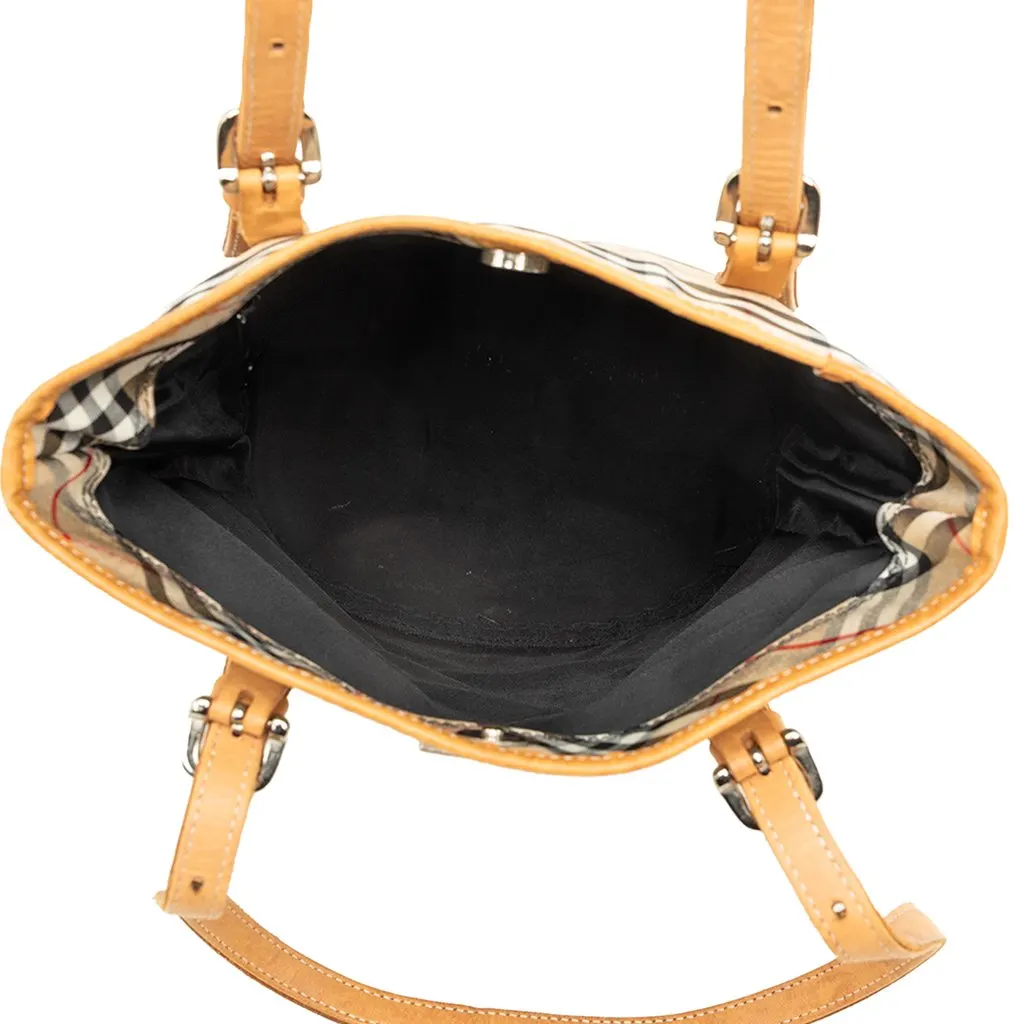 Burberry House Check Canvas Bucket Bag Beige Canvas Good - Model View