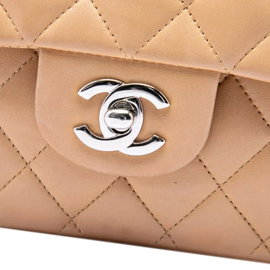 Chanel Medium Classic Lambskin Double Flap Beige Leather Very good - Box View