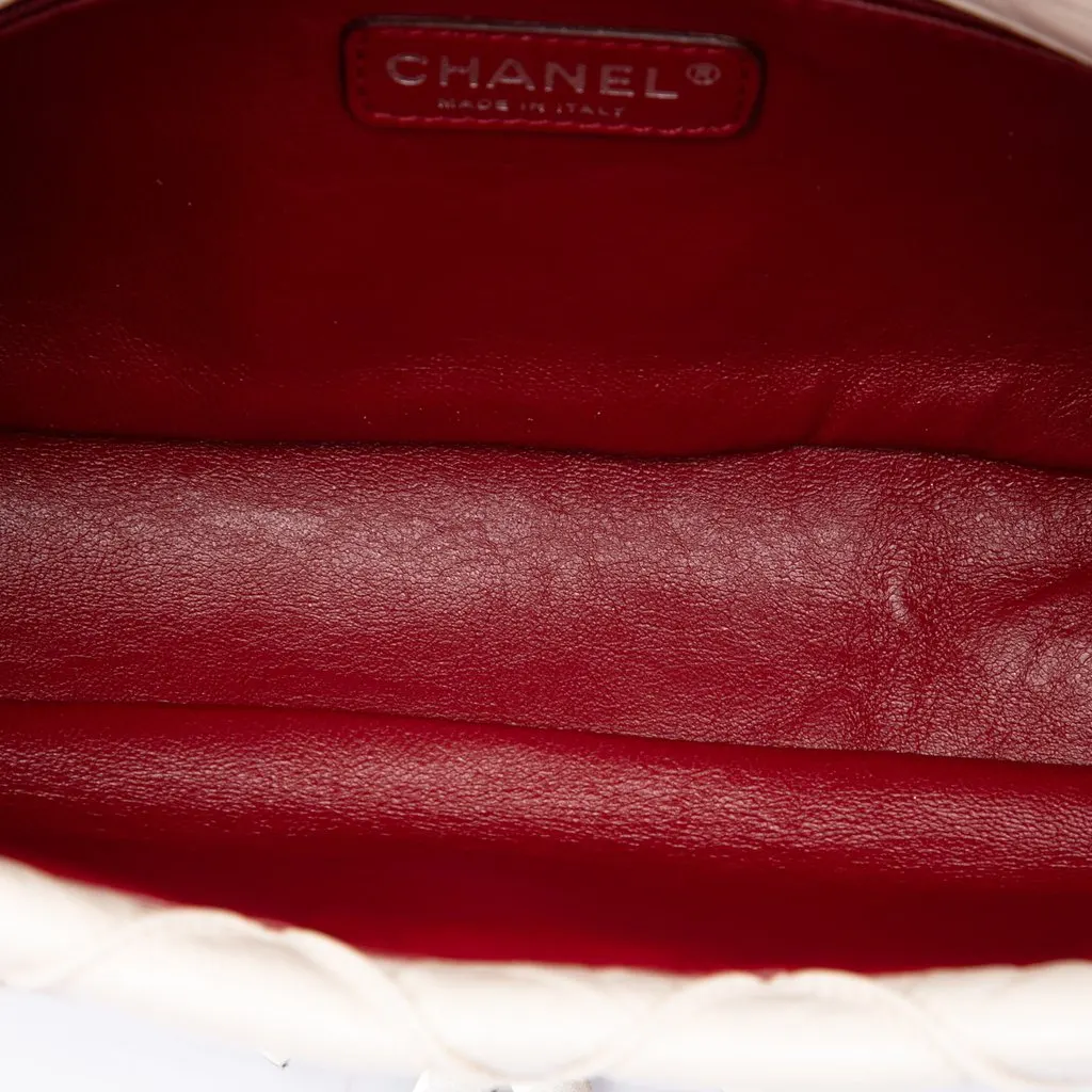 Chanel CC Double Stitch Lambskin Single Flap White Leather Very good - Model View