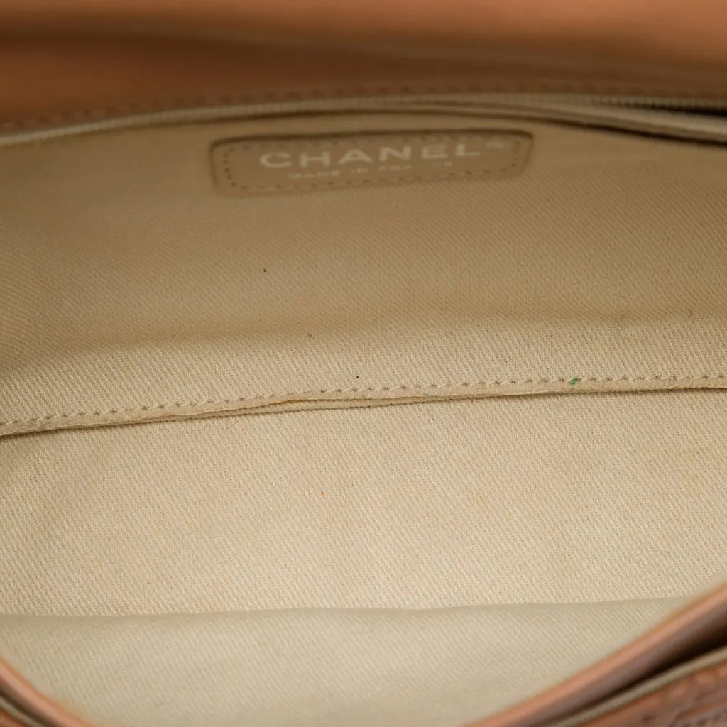 Chanel CC Quilted Calfskin Embossed Stitch Flap Brown Leather Very good - Model View