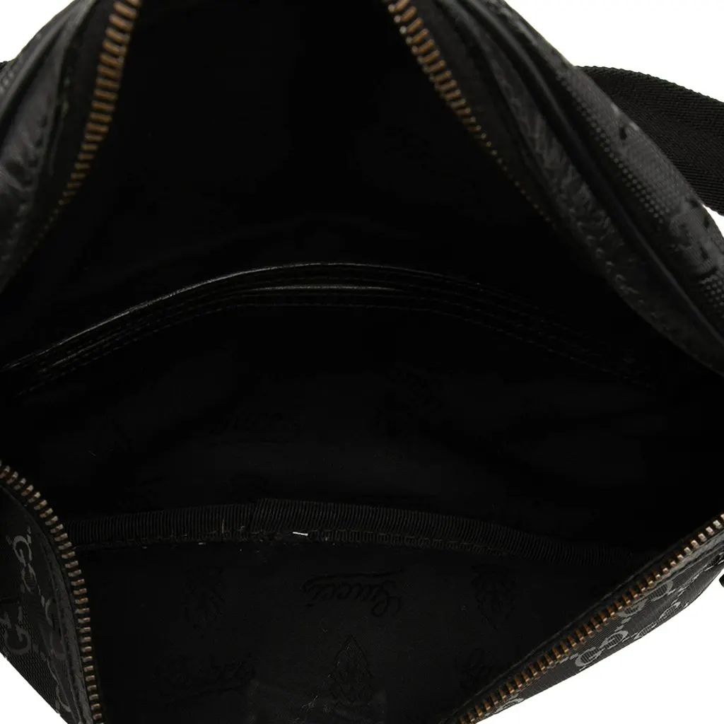 Gucci GG Imprime Belt Bag Black Canvas Good - Model View