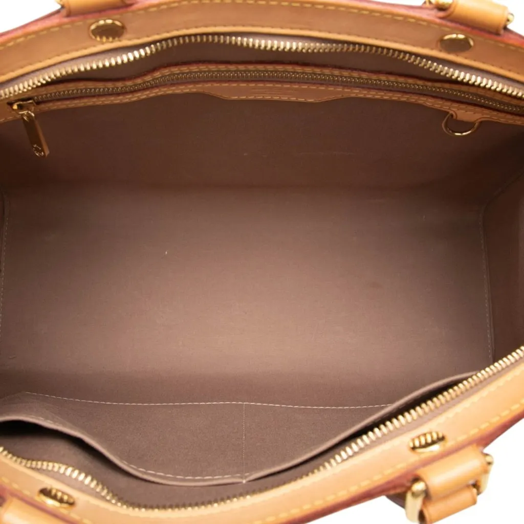 Louis Vuitton Monogram Vernis Brea GM Beige Leather Very good - Model View