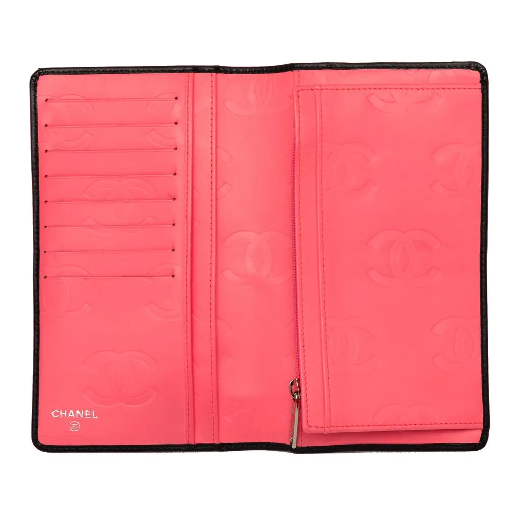 Chanel Quilted Lambskin Cambon Ligne Bifold Wallet Black Leather Very good - Model View