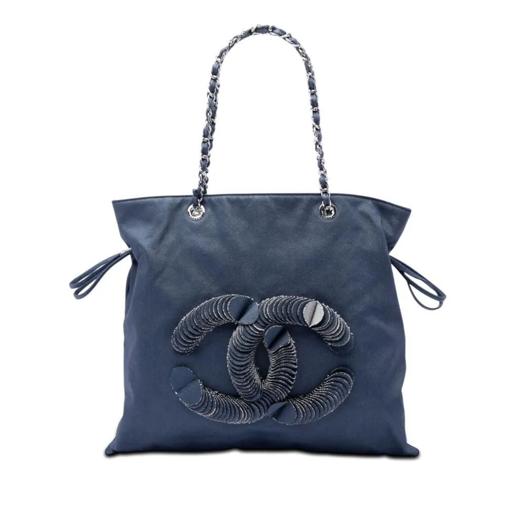 Chanel Large Denim CC Disc Bon Bon Tote Blue Very good - Front View