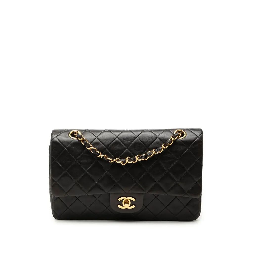 Chanel Medium Classic Lambskin Double Flap Black Leather Very good - Front View