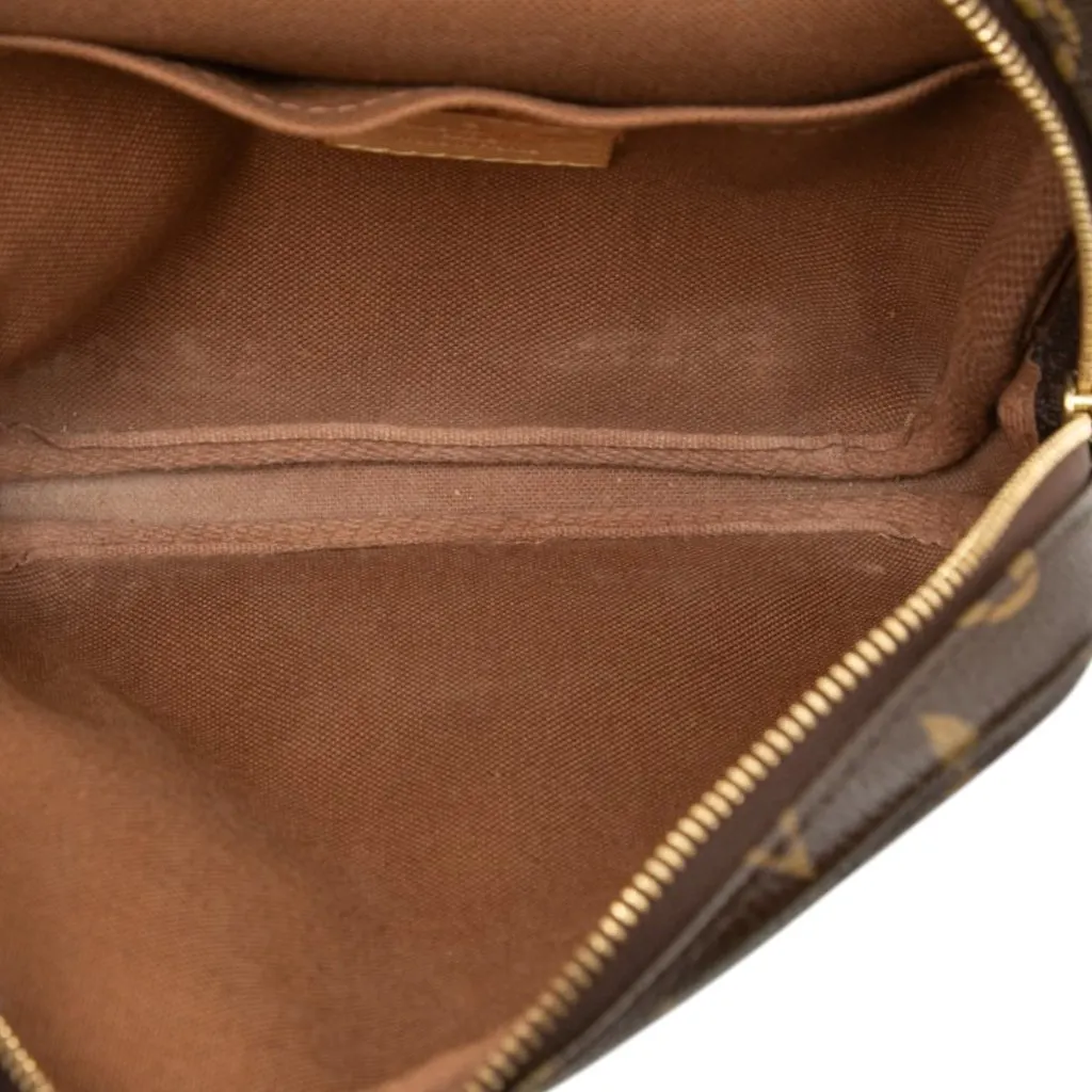 Louis Vuitton Monogram Bosphore Belt Bag Brown Very good - Model View