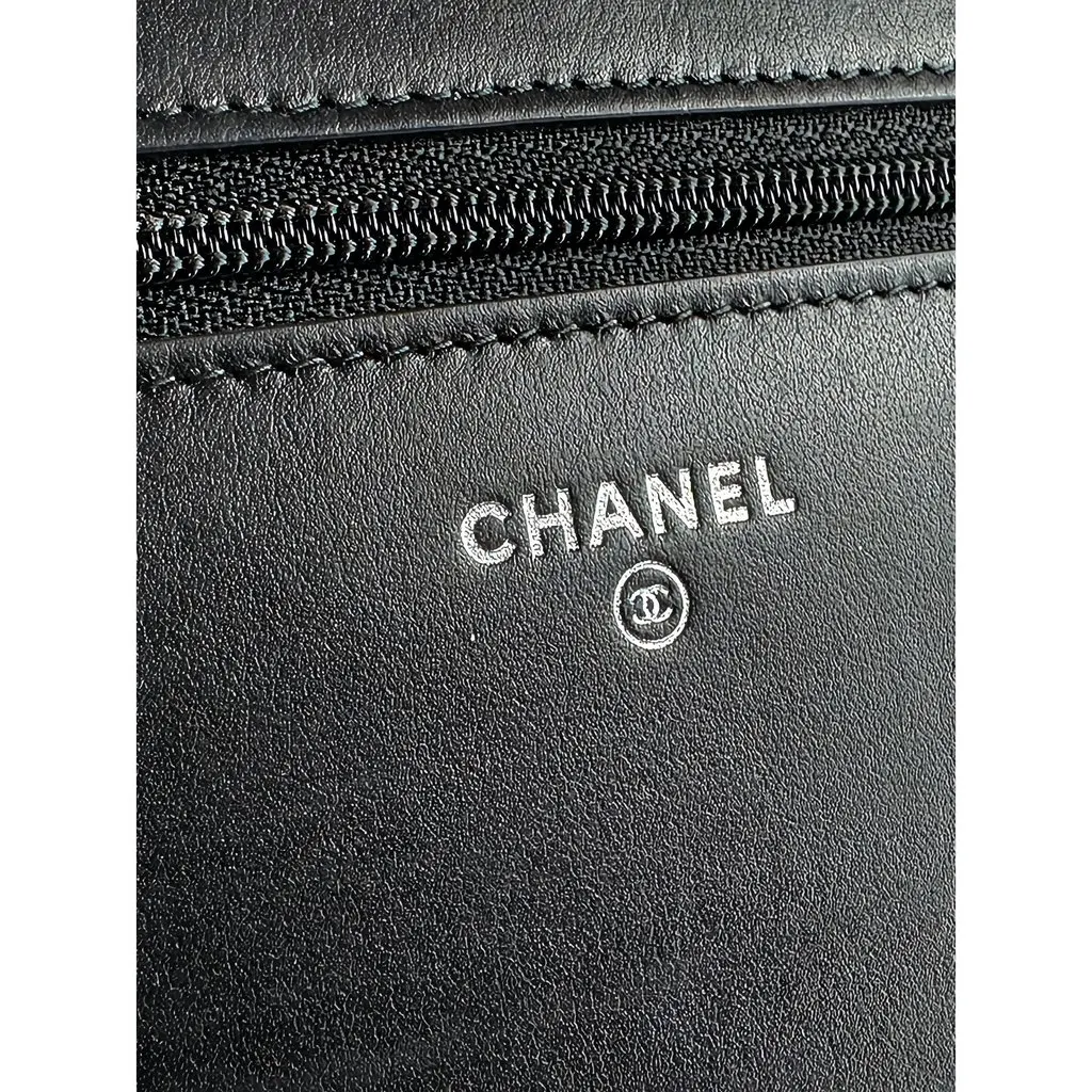Chanel Bicolor Quilted Aged Calfskin Gabrielle Wallet On Chain Blue Leather Very good - Box View