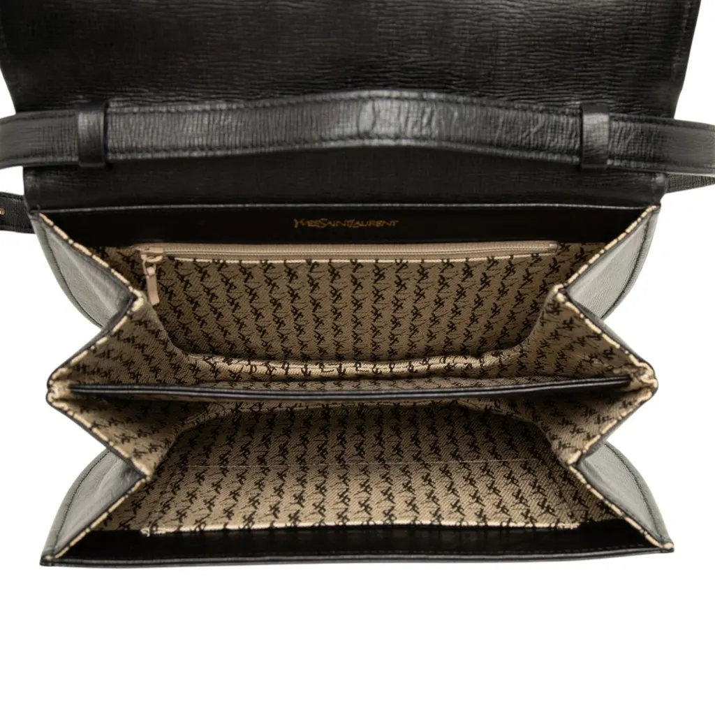 Saint Laurent Leather Crossbody Black Leather Very good - Model View