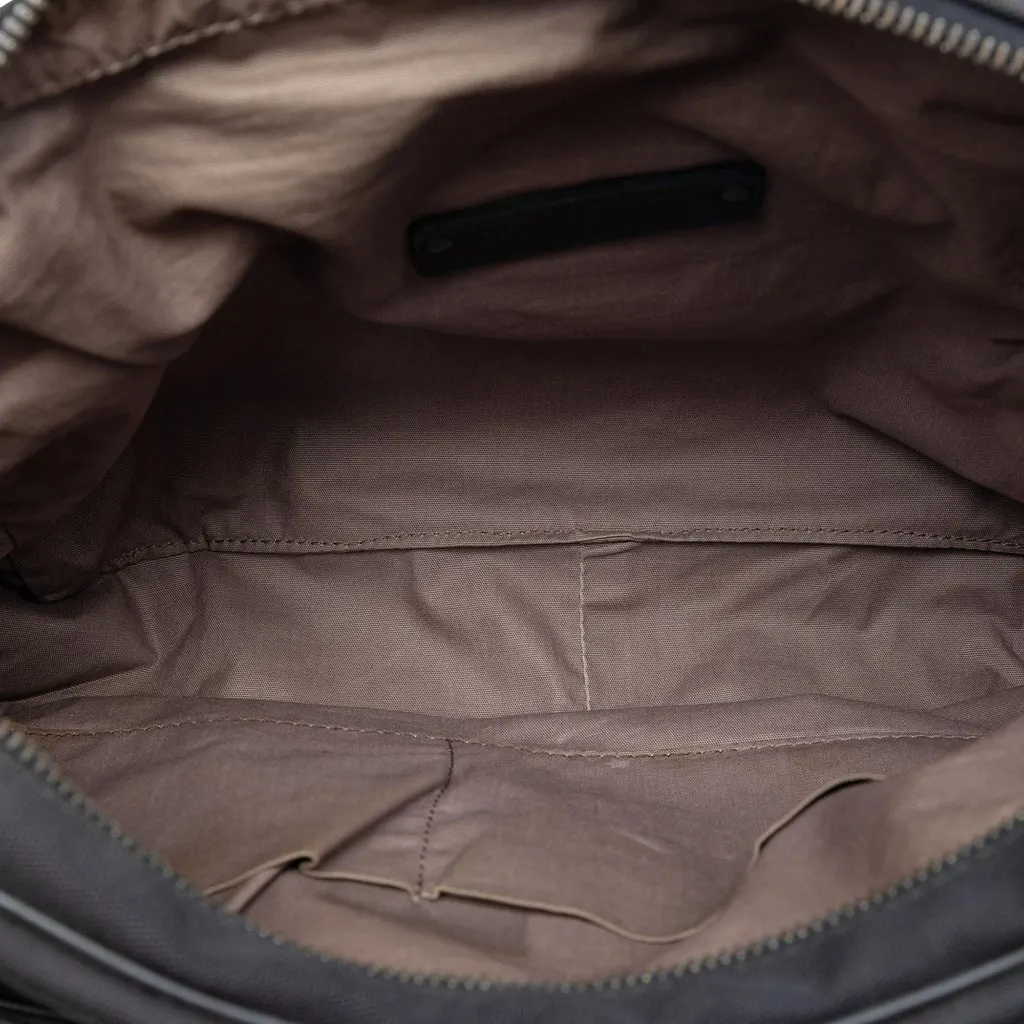 Bottega Veneta Nappa Intrecciato Trimmed Canvas Messenger Bag Black Leather Very good - Model View