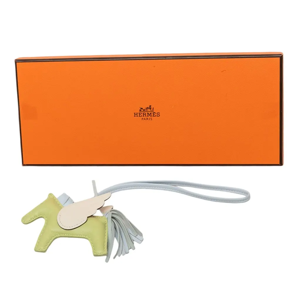 Hermès Milo Lambskin and Swift Grigri Rodeo Pegase Bag Charm PM Green Leather Very good - Box View