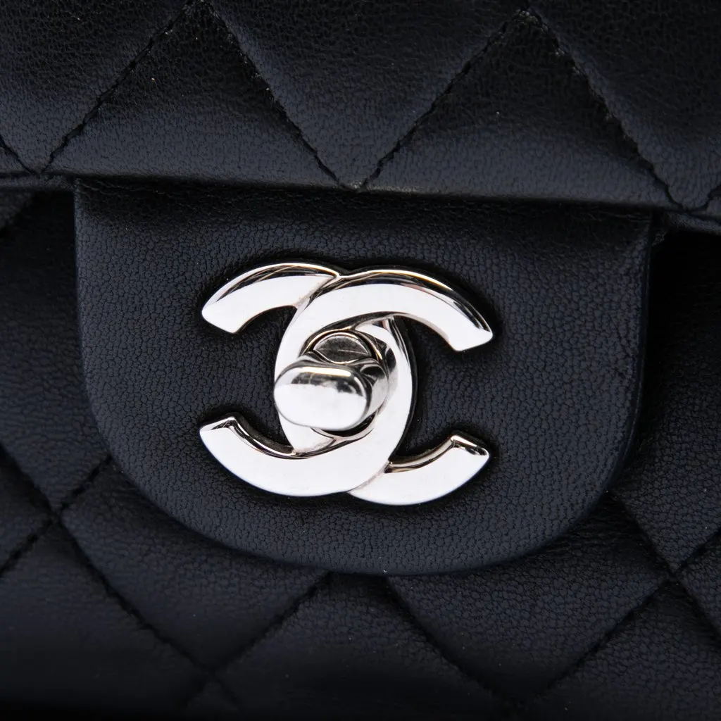 Chanel Medium Classic Lambskin Double Flap Black Leather Very good - Box View