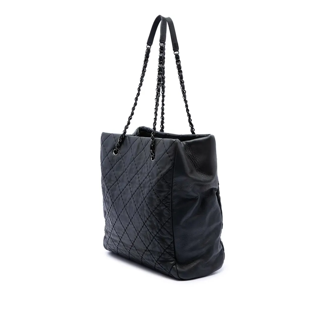 Chanel CC Quilted Lambskin Wild Stitch Chain Tote Black Leather Very good - Back View