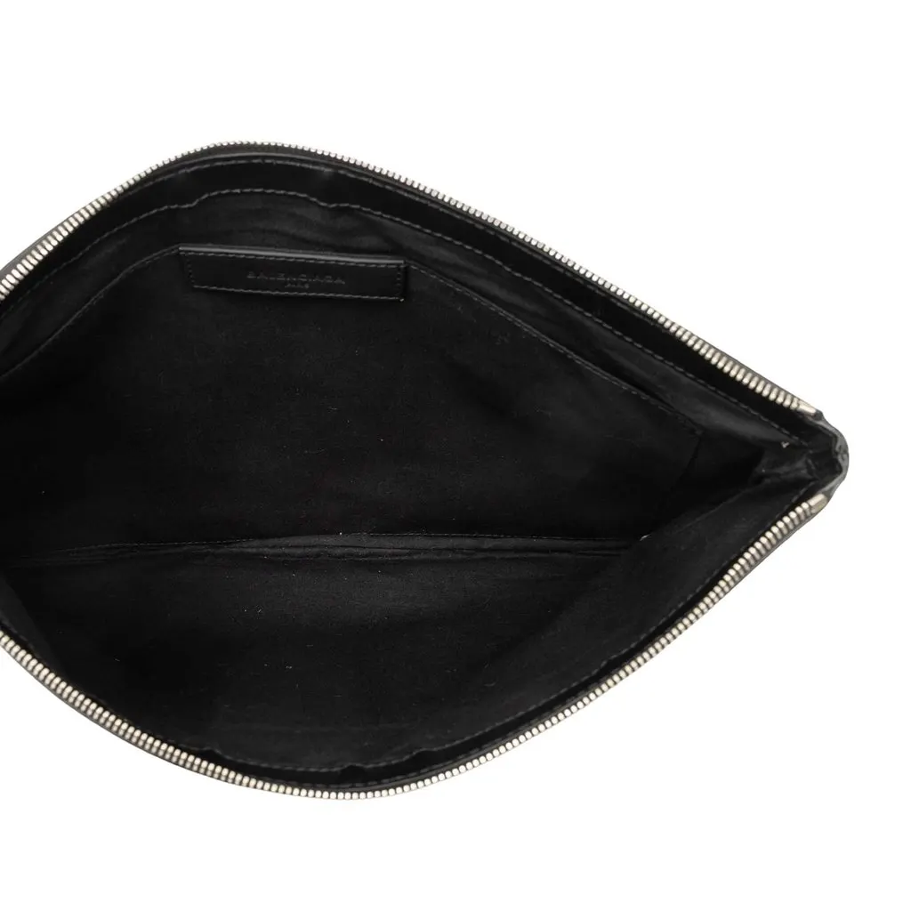 Balenciaga Canvas Navy Clip Clutch L Black Very good - Model View