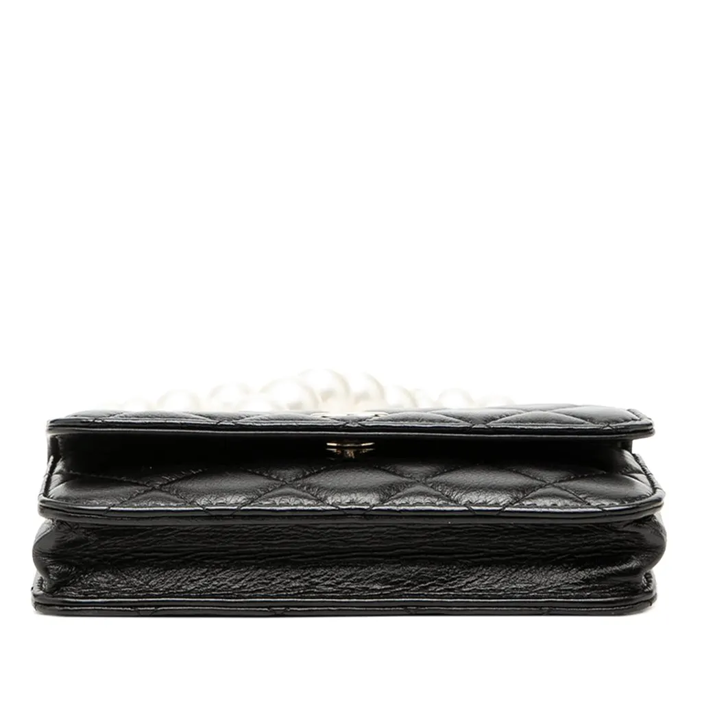 Chanel Quilted Calfskin Maxi Pearls Clutch With Chain Black Leather Very good - Inside View