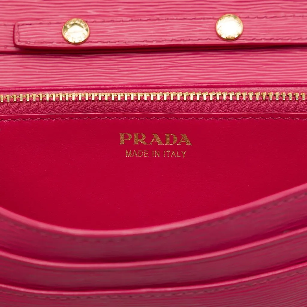 Prada Vitello Move Wallet on Chain Pink Leather Good - Box View