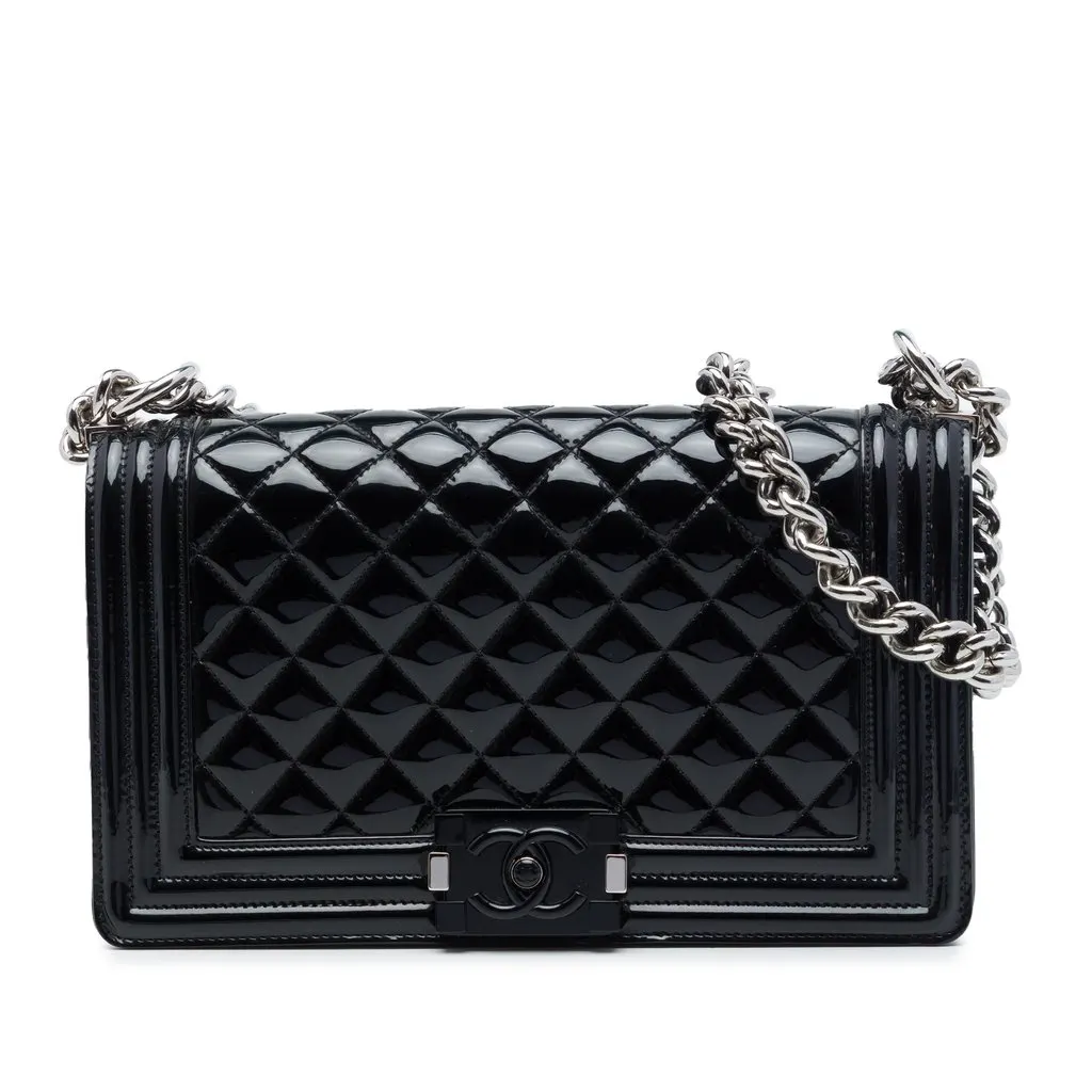 Chanel Old Medium Quilted Patent Acrylic Boy Flap Black Leather Very good - Front View