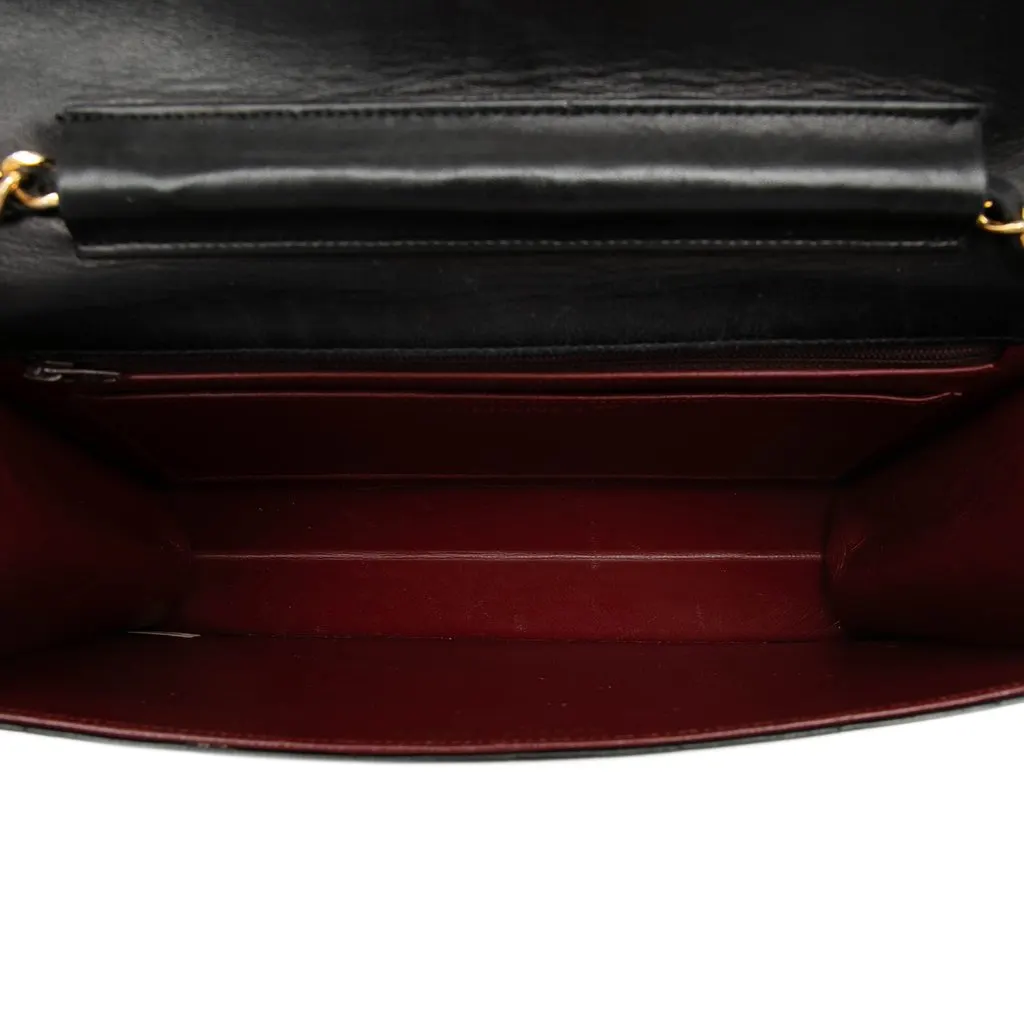 Chanel CC Vertical and Diagonal Quilted Calfskin Envelope Flap Black Leather Very good - Model View