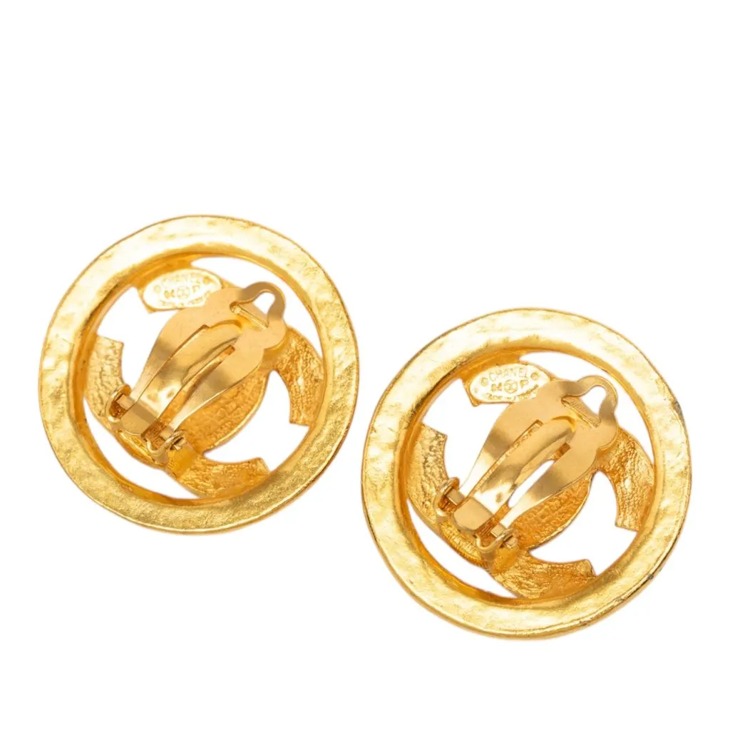 Chanel CC Gold Plated Round Clip on Earrings Gold Metal Very good - Back View