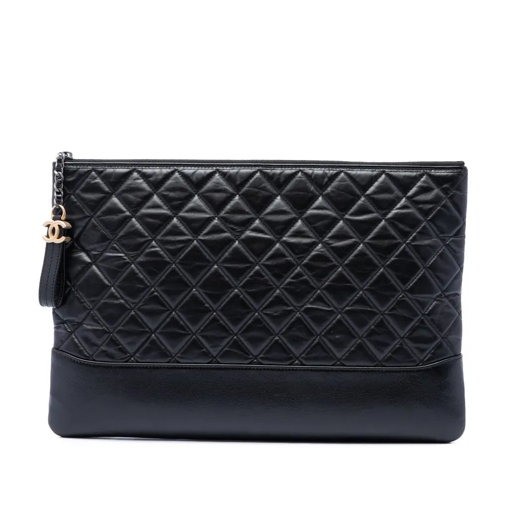 Chanel Large Aged Calfskin Gabrielle O Case Clutch Black Leather Very good - Front View