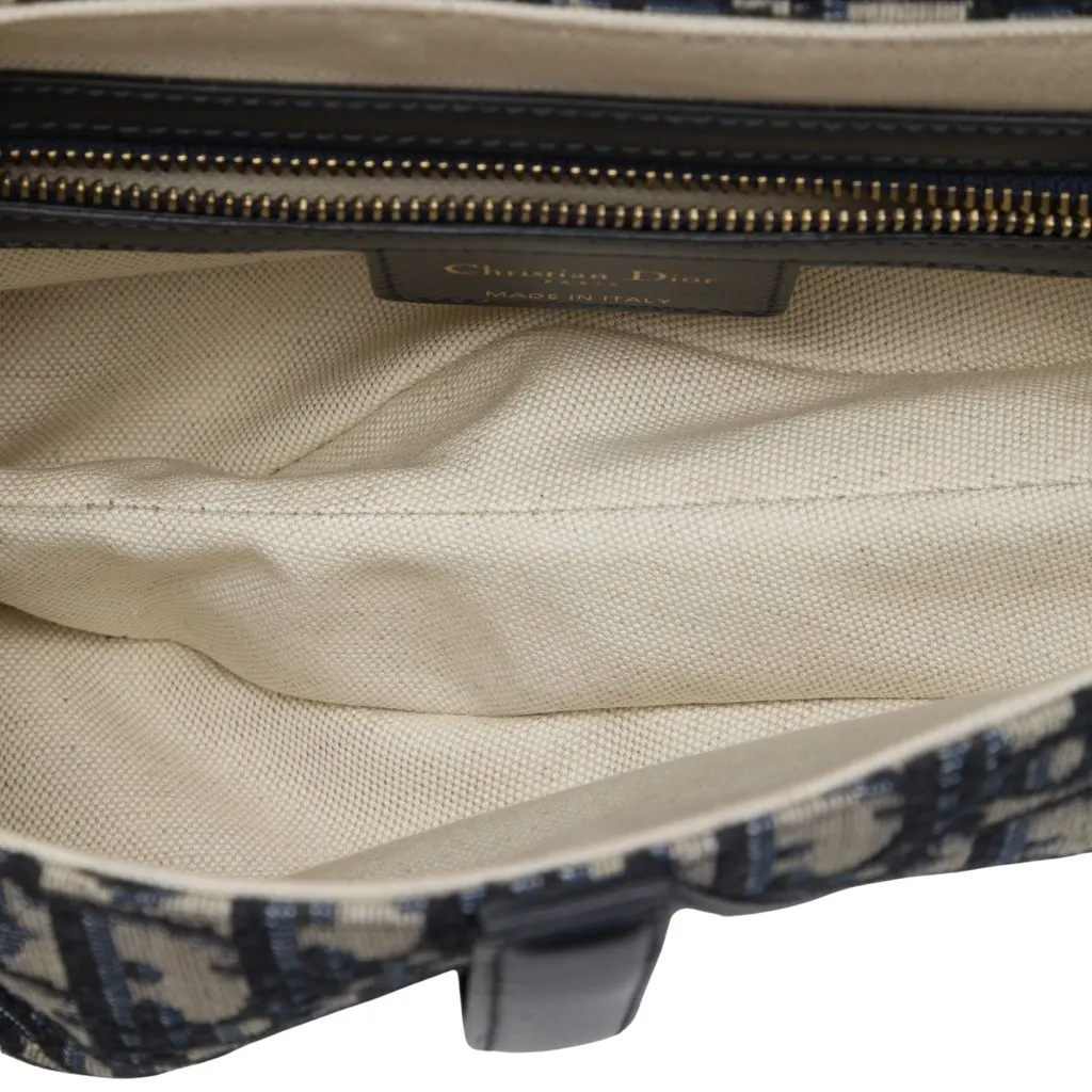 Dior Oblique Canvas Saddle Bag Blue Canvas Very good - Model View
