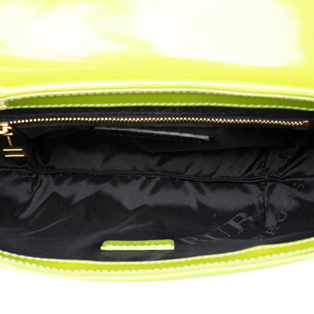 Burberry Prorsum Patent Lilford Shoulder Bag Green Leather Good - Model View