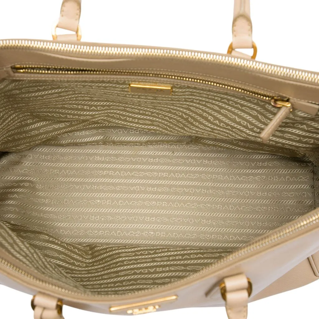Prada Large Saffiano Lux Galleria Double Zip Tote Beige Leather Good - Model View