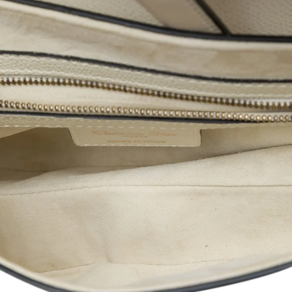 Dior Grained Calfskin Saddle Bag White Leather Very good - Model View