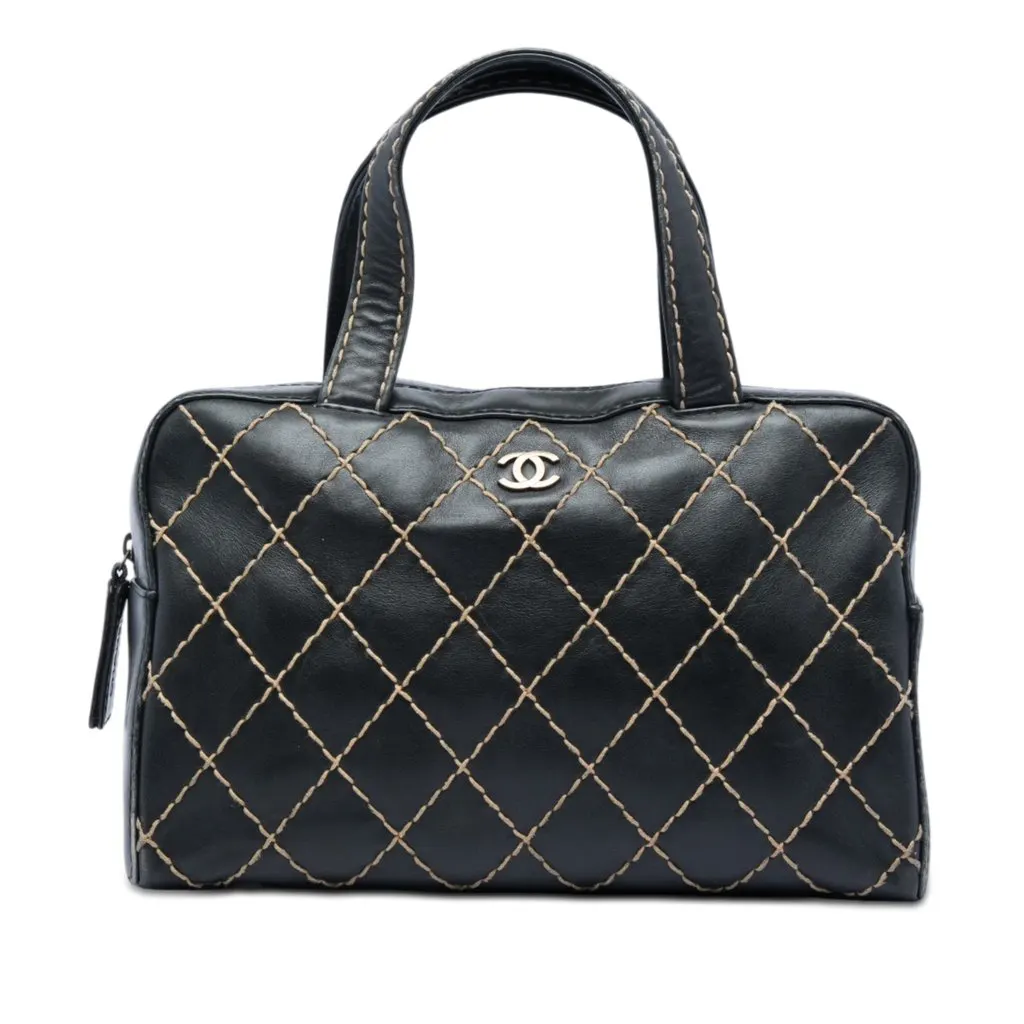 Chanel CC Calfskin Wild Stitch Handbag Black Leather Very good - Front View
