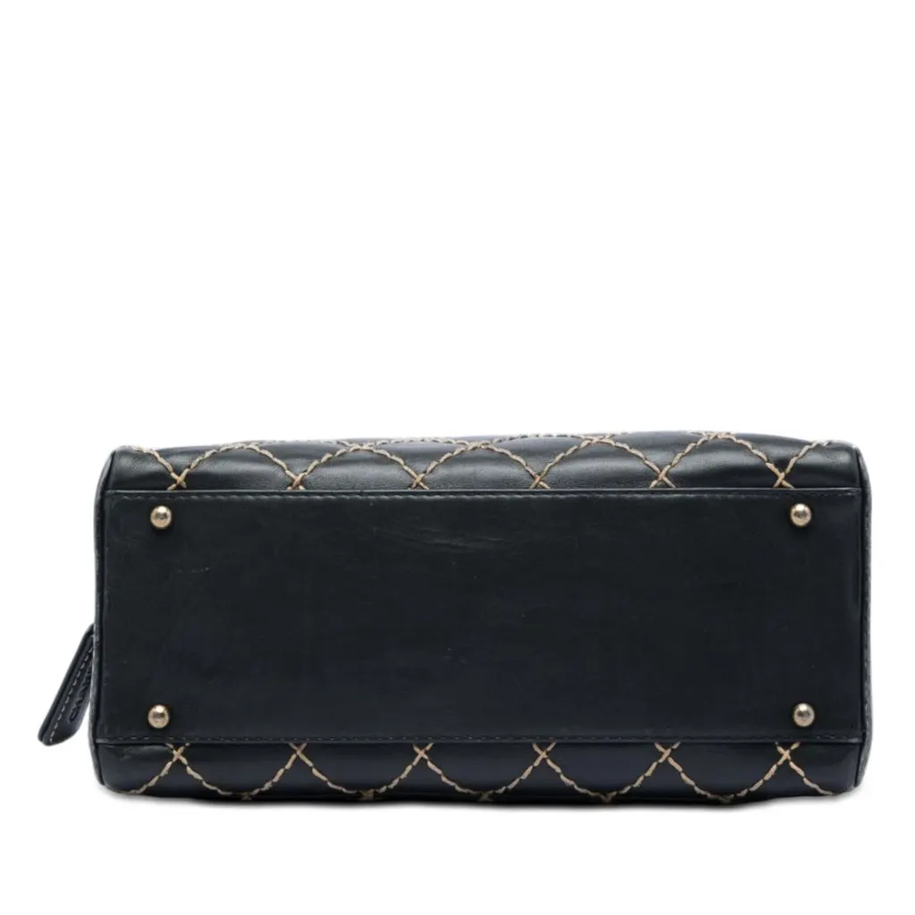 Chanel CC Calfskin Wild Stitch Handbag Black Leather Very good - Inside View