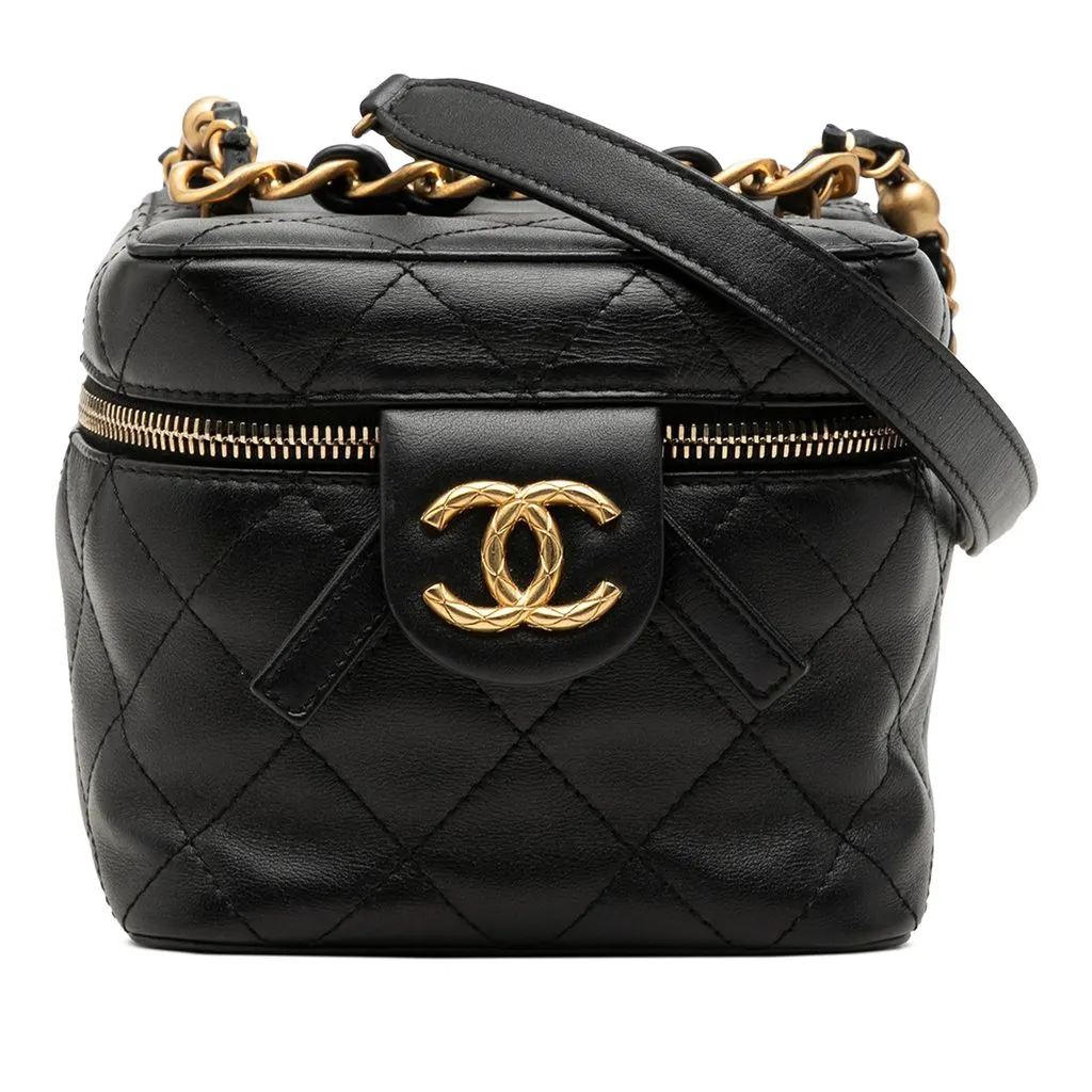 Chanel CC Quilted Calfskin Vanity Case with Chain Black Leather Very good - Front View