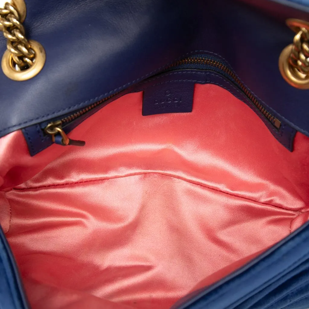 Gucci Medium GG Marmont Matelasse Velvet Shoulder Bag Blue Very good - Model View