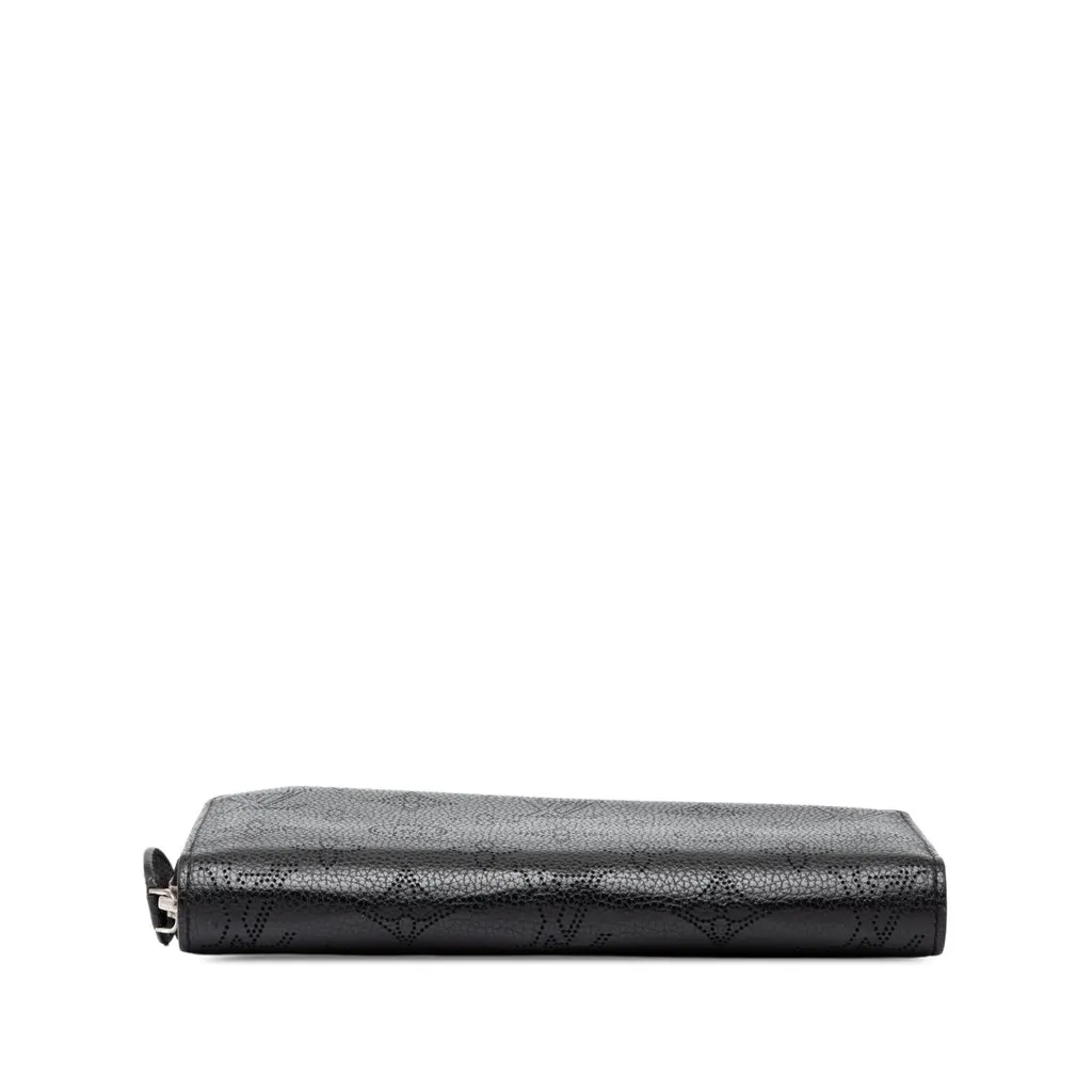 Louis Vuitton Monogram Mahina Zippy Long Wallet Black Leather Very good - Inside View