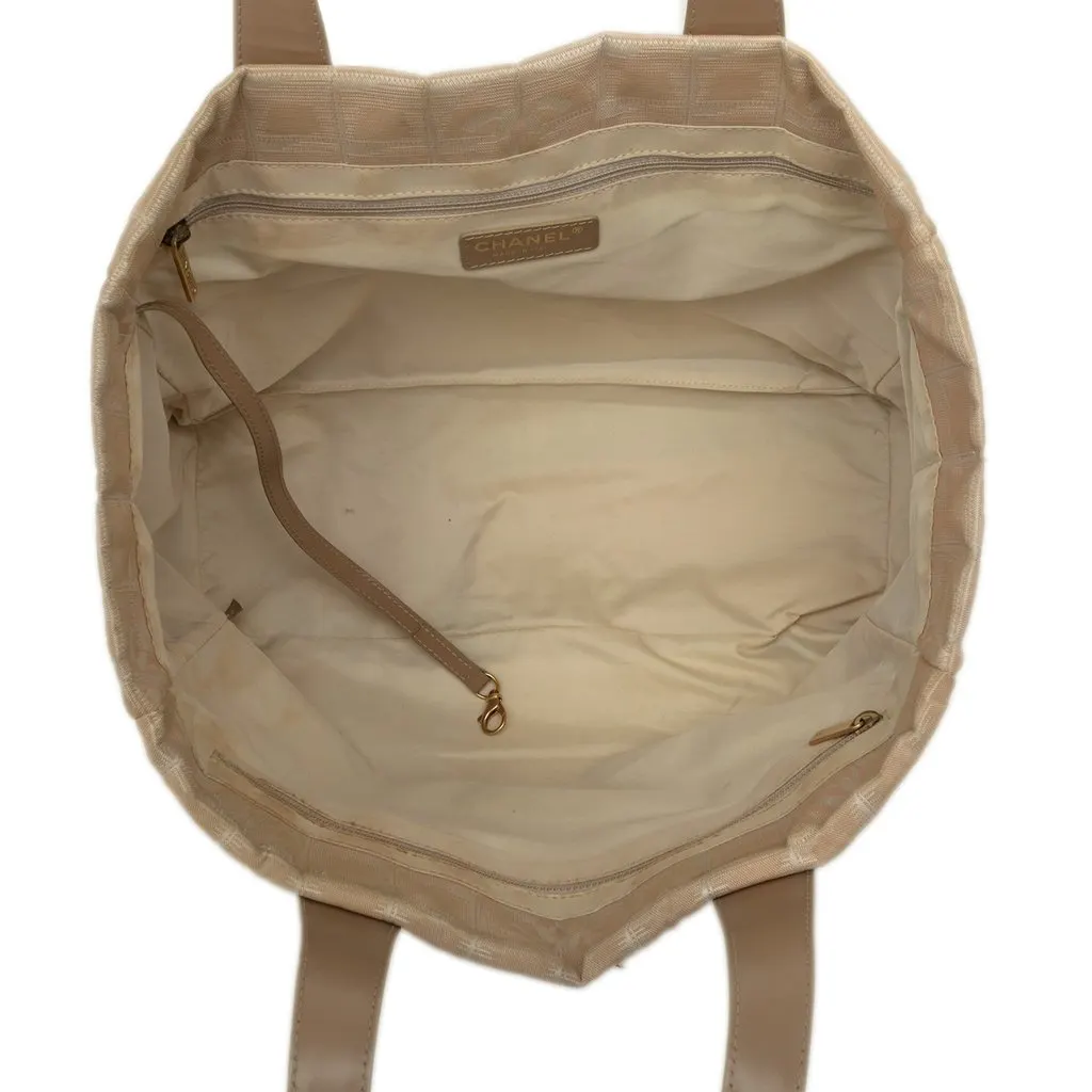 Chanel New Travel Line Nylon Tote Beige Polyamide Good - Model View