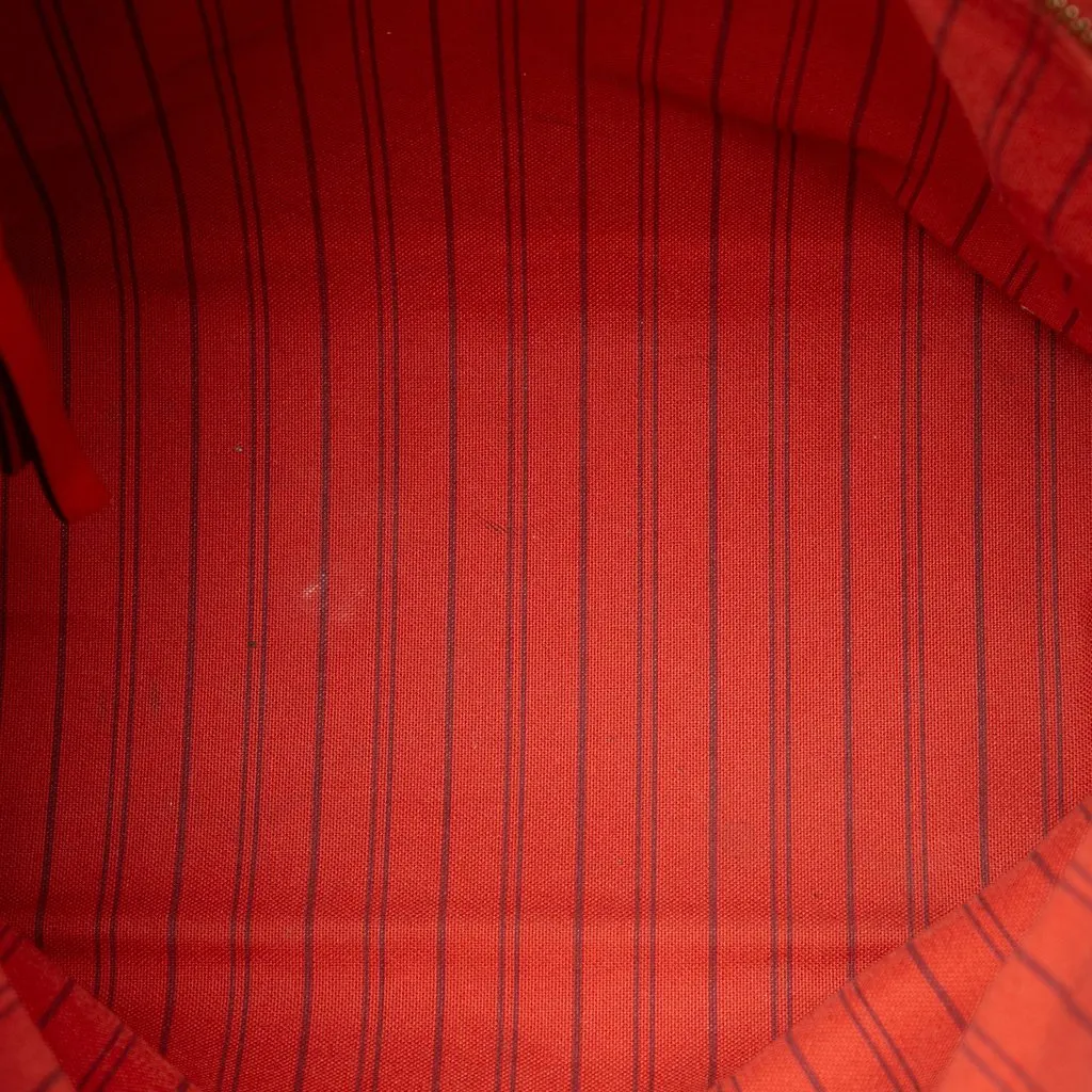 Louis Vuitton Monogram Empreinte Citadine PM Red Leather Good - Model View