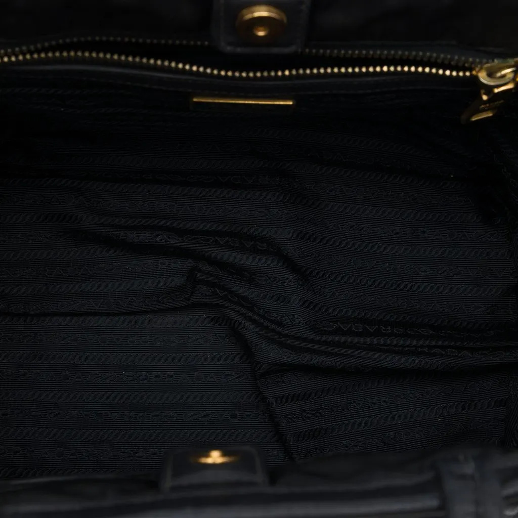 Prada Tessuto Tote Black Polyamide Good - Model View