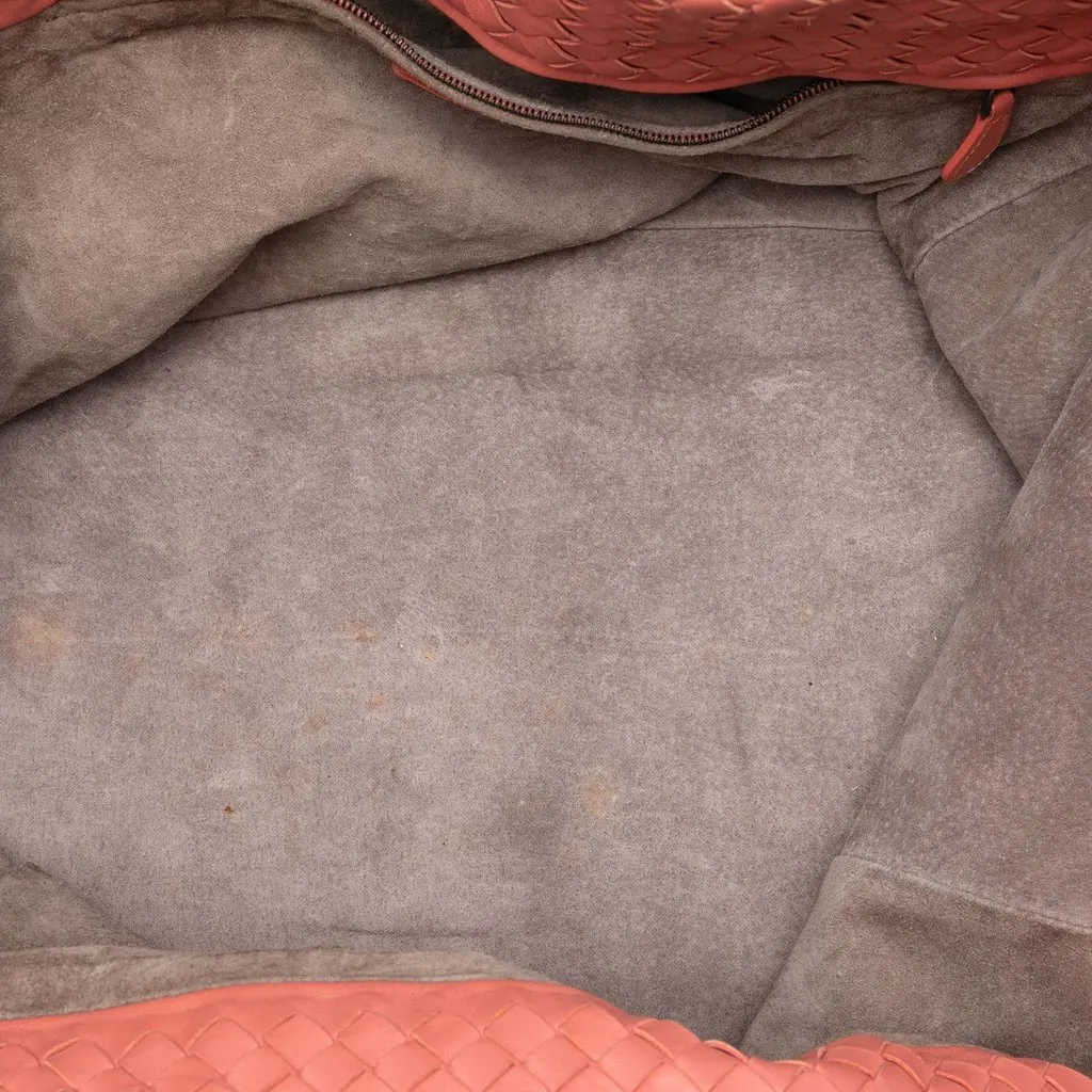 Bottega Veneta Large Nappa Intrecciato Cesta Tote Pink Leather Very good - Model View