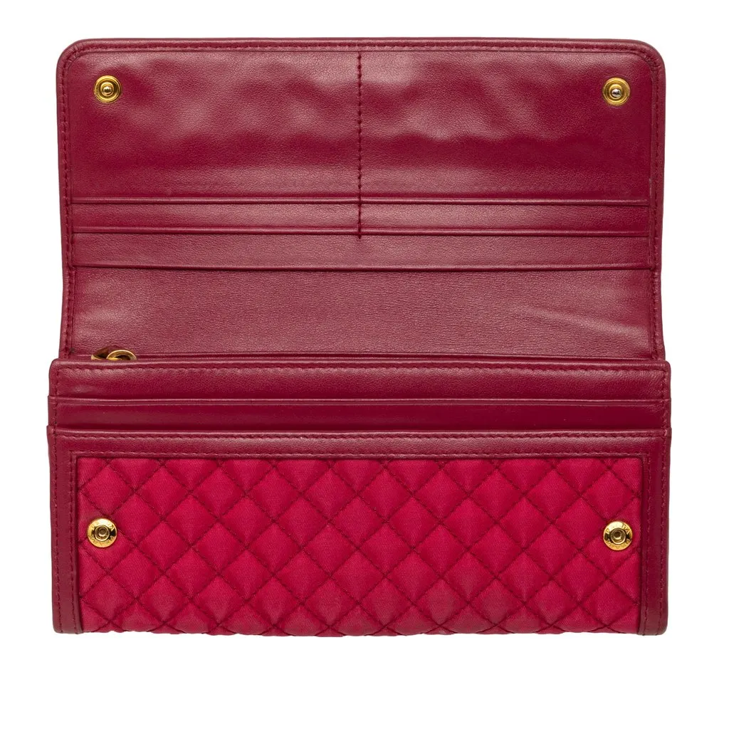Prada Impuntu Tessuto Long Wallet Pink Polyamide Very good - Model View