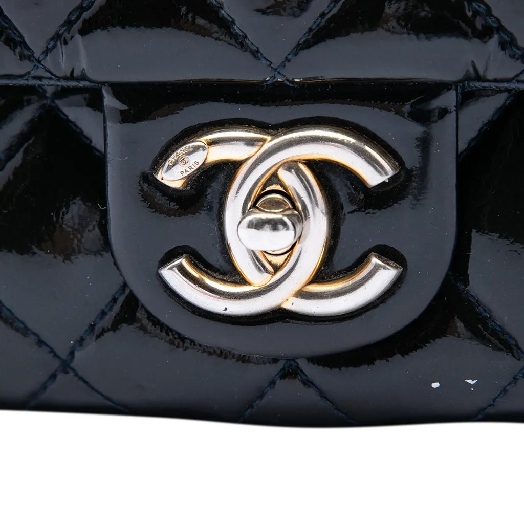 Chanel Paris Salzburg Medium Patent and Goatskin CC Eyelet Flap Blue Leather Very good - Box View