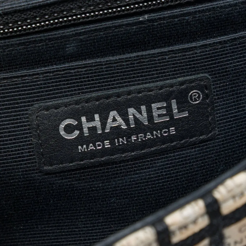 Chanel Mini Rectangular Tweed  and Ribbon Logo Single Flap Black Very good - Box View