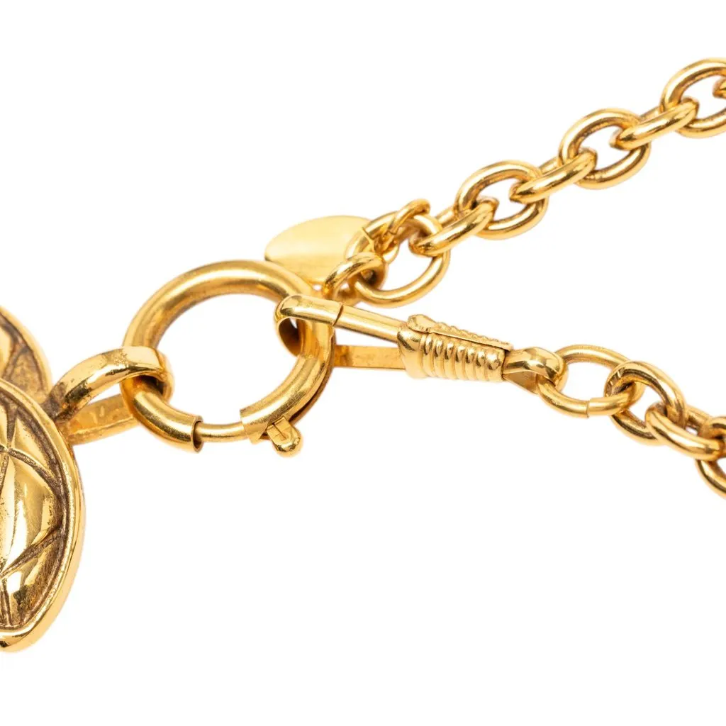 Chanel CC Gold Plated Quilted Pendant Necklace Gold Metal Very good - Model View