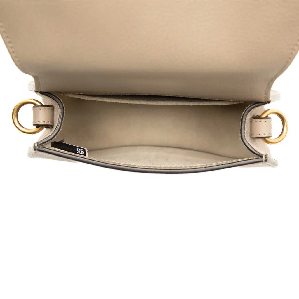 Chloé Small Leather Nile Bracelet Satchel Beige Leather Good - Model View