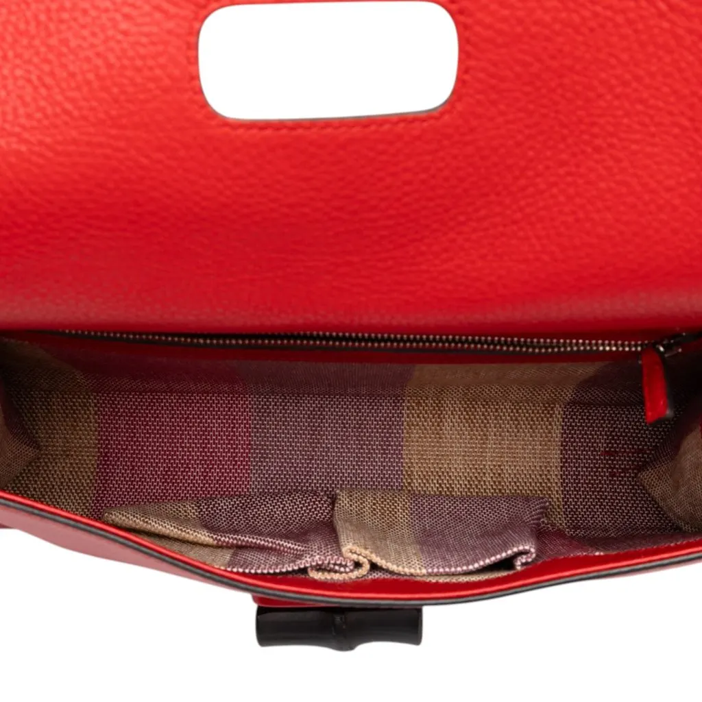 Gucci Calfskin Bamboo Daily Clutch Red Leather Good - Model View