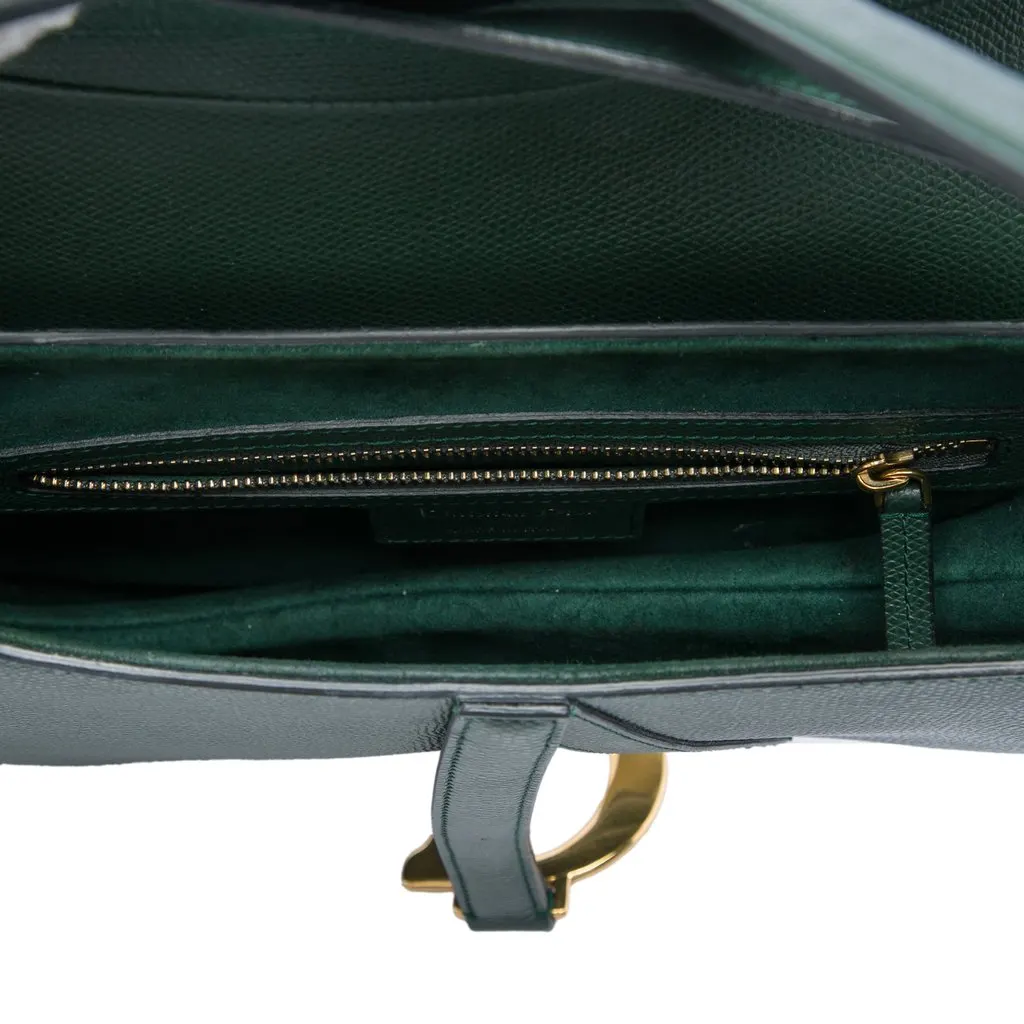 Dior Grained Calfskin Saddle Bag Green Leather Very good - Model View