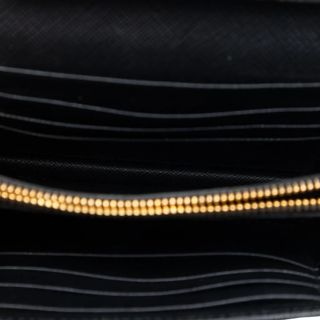 Prada Saffiano Arcade Wallet On Chain Black Leather Very good - Model View